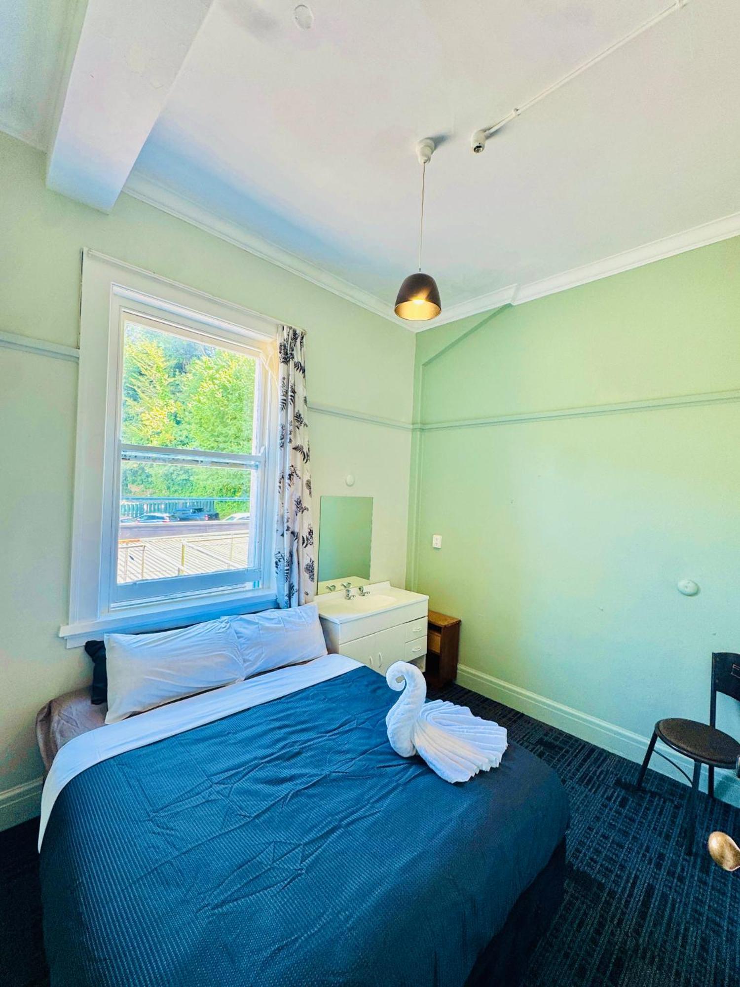 Crashpalace Backpackers Napier Eksteriør billede