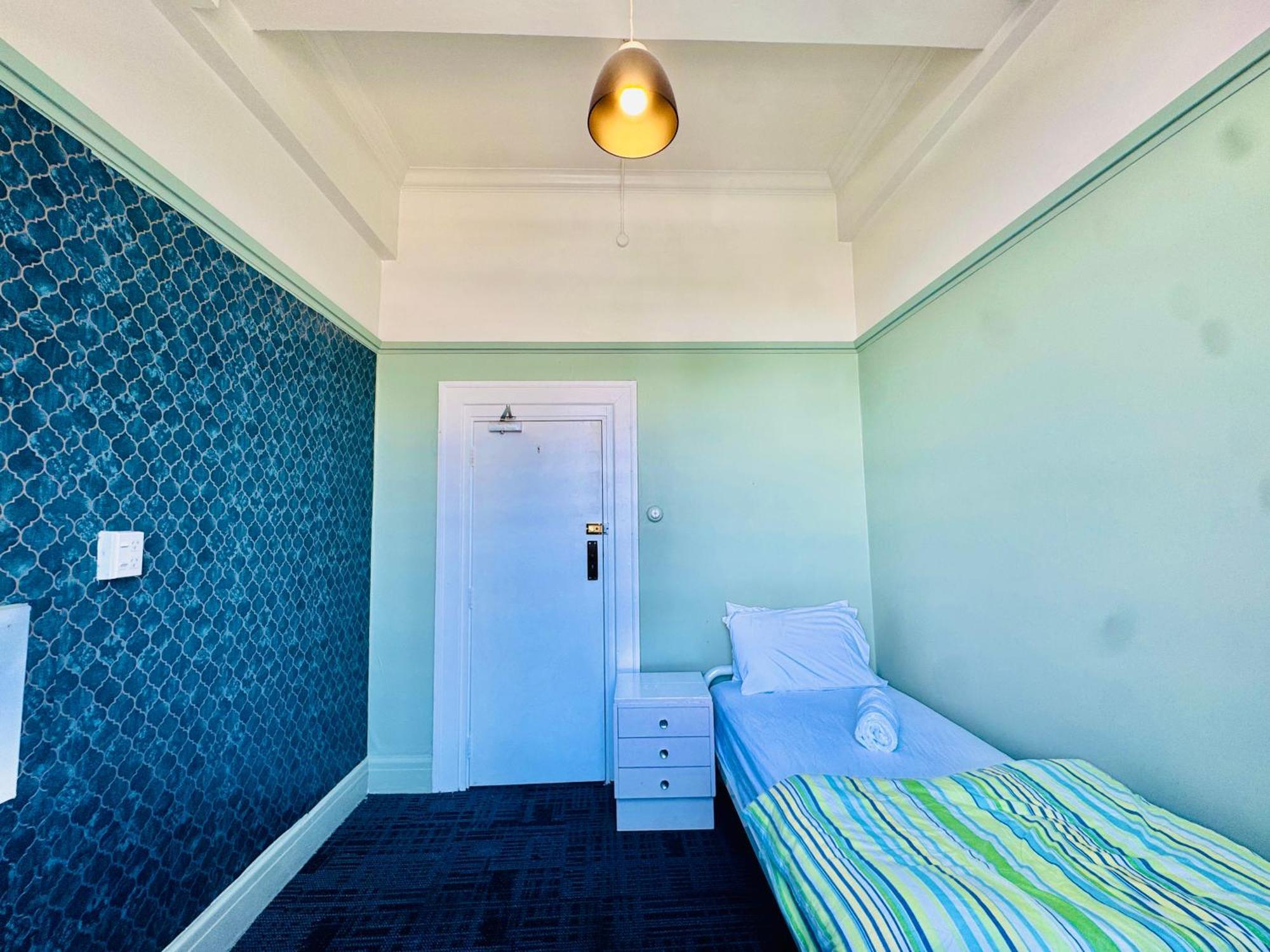 Crashpalace Backpackers Napier Eksteriør billede