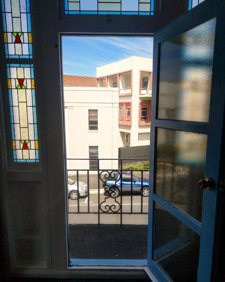 Crashpalace Backpackers Napier Eksteriør billede